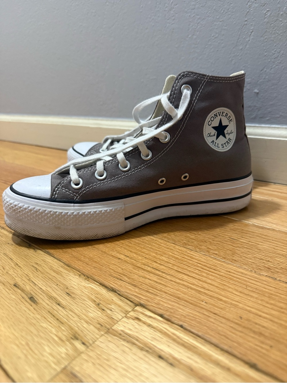 Converse Platform Chuck Taylor High Top Sneakers in Gray